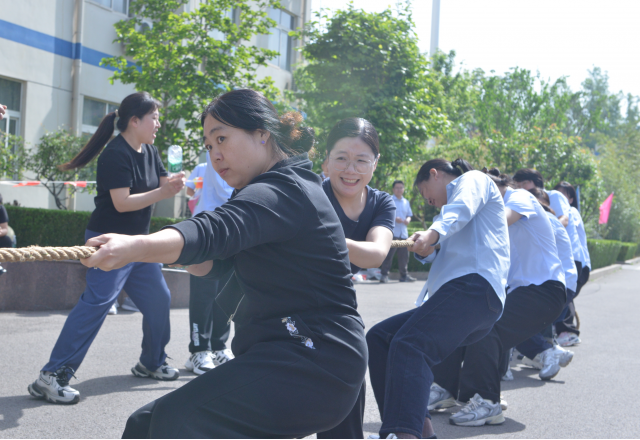 迎五一，展风采——德信手机官方网站第二十一届春季运动会召开