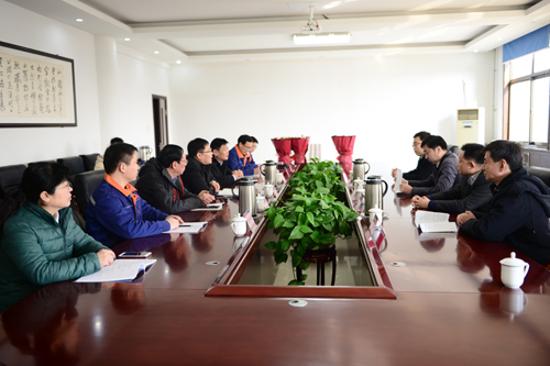 汶上县委领导到德信手机官方网站慰问济宁市有突出贡献中青年专家